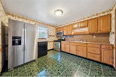 632 Penn Dr, Level Green, PA 15085 - Photo 6