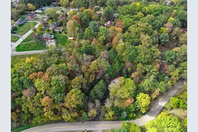 525 Arcadia Drive, Pittsburgh, PA 15237 - Photo 2