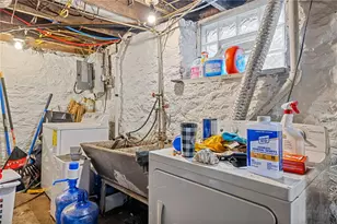 3827 Mintwood St, Pittsburgh, PA 15201 - Photo 16