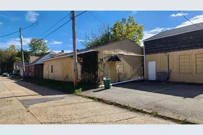 1204 Merchant St, Ambridge, PA 15003 - Photo 8