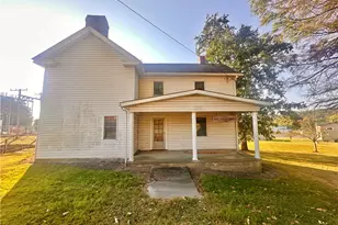 152 Concord St, Perryopolis, PA 15473 - Photo 8