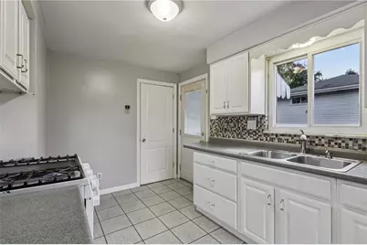 970 Pamela Dr, Lower Burrell, PA 15068 - Photo 20