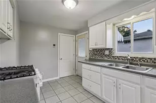 970 Pamela Dr, Lower Burrell, PA 15068 - Photo 20