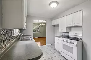 970 Pamela Dr, Lower Burrell, PA 15068 - Photo 22