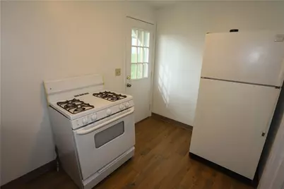 906 Florence Ave, East McKeesport, PA 15035 - Photo 8