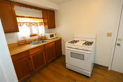 906 Florence Ave, East McKeesport, PA 15035 - Photo 6