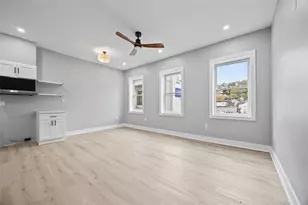 1109 E Carson St, Pittsburgh, PA 15203 - Photo 4