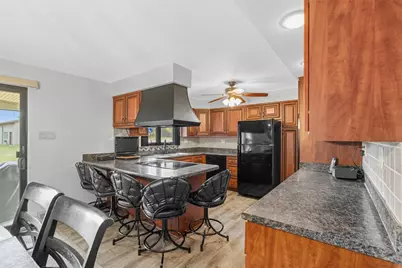 109 Sunset Ln, Center Township, PA 15001 - Photo 4