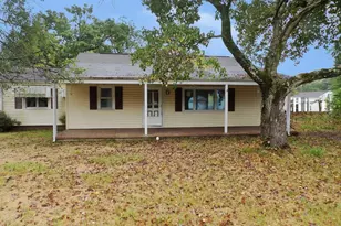 1009 Arlington Dr, Pymatuning Township, PA 16125 - Photo 1
