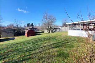 100 Monahan St, Hopewell Township, PA 15001 - Photo 24