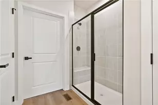 246 Dana Dr, Nottingham, PA 15330 - Photo 14