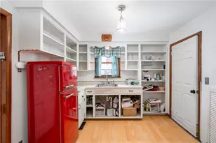 375 Main St, Volant Boro, PA 16156 - Photo 14