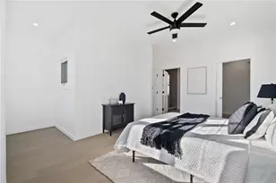 5217 Broad St, Pittsburgh, PA 15224 - Photo 12