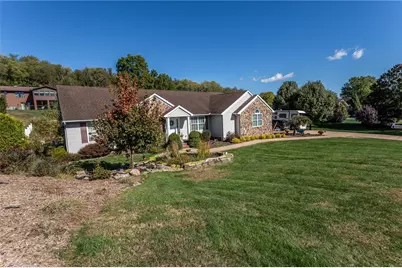 2024 Lexington Dr, Dunbar Township, PA 15425 - Photo 10