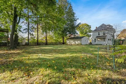 228 S Clay St, Zelienople, PA 16063 - Photo 2