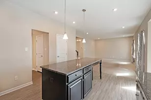 2002 Bald Eagle Ct, Middlesex Township, PA 16059 - Photo 8