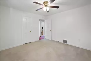 400 Patterson Rd, Bethel Park, PA 15102 - Photo 18