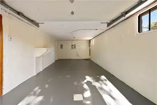 400 Patterson Rd, Bethel Park, PA 15102 - Photo 42