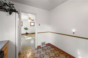 400 Patterson Rd, Bethel Park, PA 15102 - Photo 14