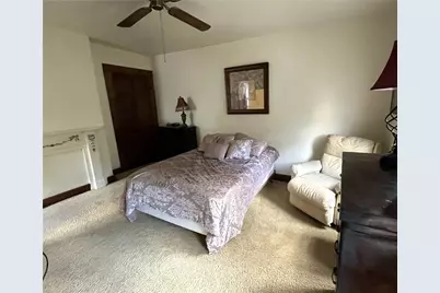 407 Clarence St, Pittsburgh, PA 15211 - Photo 12