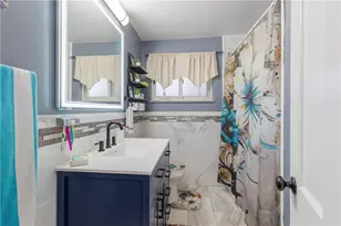 263 Robinhood Rd, Green Tree, PA 15220 - Photo 28