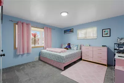 263 Robinhood Rd, Green Tree, PA 15220 - Photo 16