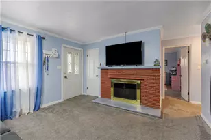 263 Robinhood Rd, Green Tree, PA 15220 - Photo 12