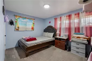 263 Robinhood Rd, Green Tree, PA 15220 - Photo 26