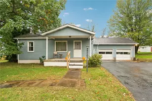 518 Jones St, Unity Township, PA 15650 - Photo 1