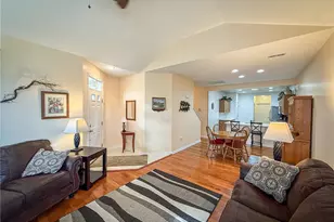 2113 Winchester Ct, Connoquenessing Township, PA 16053 - Photo 6