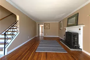 5113 Azalea Dr, Pittsburgh, PA 15236 - Photo 2