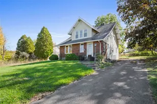 464 Franklin St, Slippery Rock, PA 16057 - Photo 2