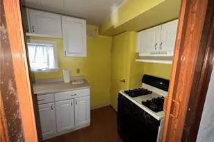 3902 Winterburn Ave, Pittsburgh, PA 15207 - Photo 4