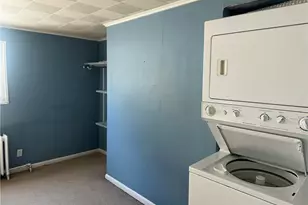 3902 Winterburn Ave, Pittsburgh, PA 15207 - Photo 14