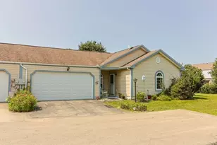 507 Yorktown Dr, Richland, PA 15044 - Photo 1