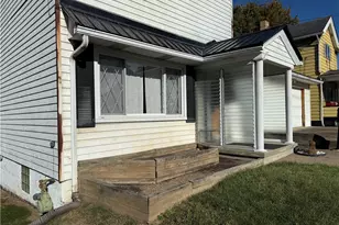 512 Watson St, Washington Township, PA 15690 - Photo 2