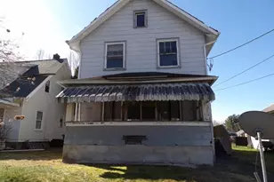 716 Terrace Ave, Grove City Boro, PA 16127 - Photo 1