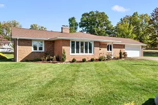 1505 Pennsylvania Ave, Irwin, PA 15642 - Photo 1