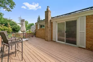 100 Longvue Dr, Ross Twp, PA 15237 - Photo 22