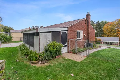 3560 Wallace Drive, Pittsburgh, PA 15227 - Photo 26