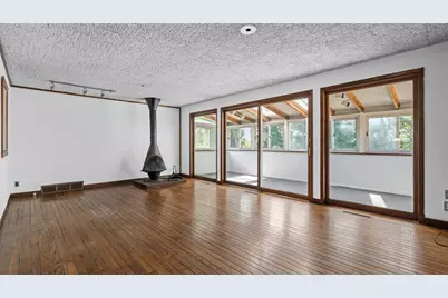 1169 McCabe St, Pittsburgh, PA 15201 - Photo 18