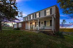 128 Rivercrest Dr, Coraopolis, PA 15108 - Photo 1