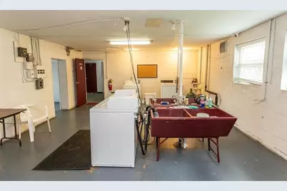 330 W Berkeley Street, Uniontown, PA 15401 - Photo 16