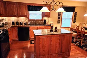 128 Stratford Ct, New Stanton, PA 15672 - Photo 10