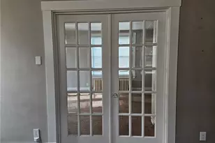 225 Highland Ave, New Kensington, PA 15068 - Photo 8