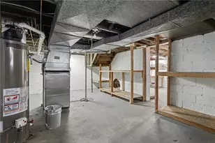 142 E Garfield Ave, New Castle, PA 16105 - Photo 30