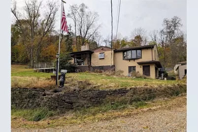 344 McKee Rd, North Versailles, PA 15137 - Photo 2