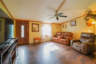 204 Hollowvue Rd, Big Beaver, PA 16157 - Photo 10