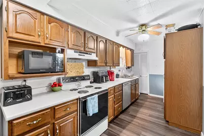 517 33rd St, Beaver Falls, PA 15010 - Photo 12