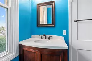 27 N Park Rd, Pittsburgh, PA 15229 - Photo 24